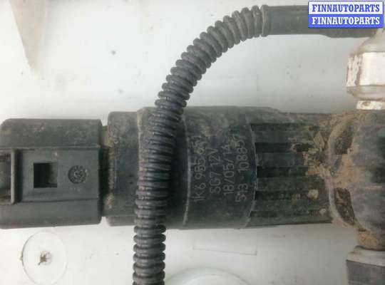 купить бачок омывателя на VOLKSWAGEN CADDY 3