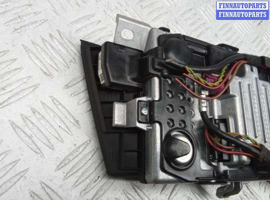 купить монитор на BMW 7 F01