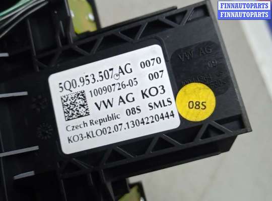 Подрулевой переключатель на Volkswagen Golf VII (5G)