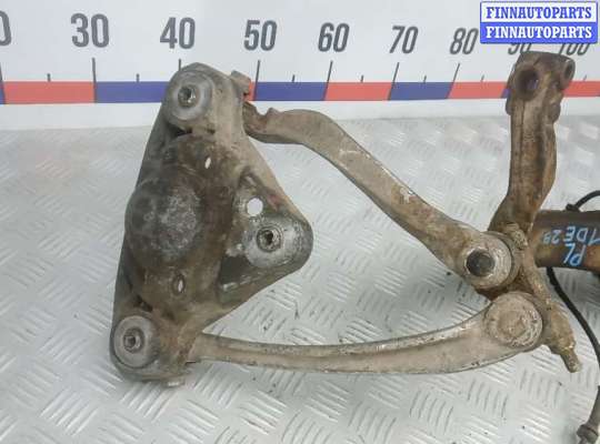 купить ступица передняя левая на AUDI A4 B5