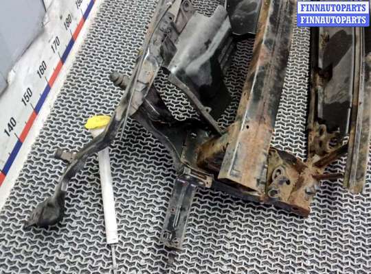 Панель передняя (телевизор) на Nissan Qashqai I (J10)