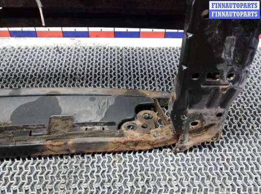 Панель передняя (телевизор) на Nissan Qashqai I (J10)