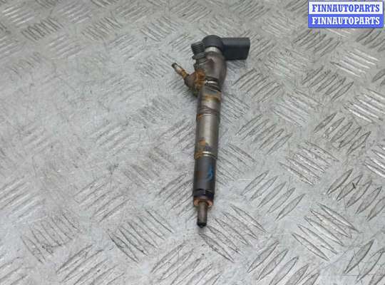 Форсунка топливная на Mercedes-Benz A (W176)