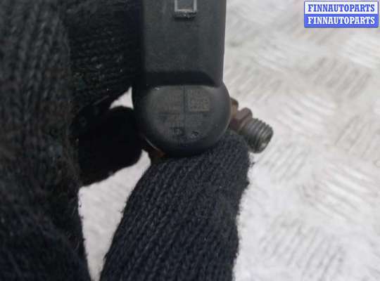 Форсунка топливная на Mercedes-Benz A (W176)