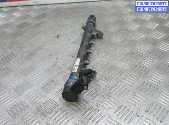 Рампа (рейка) топливная на Volkswagen Golf VI (5K)