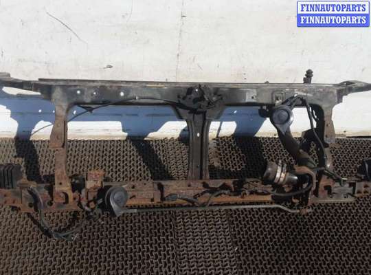 Панель передняя (телевизор) на Nissan Pathfinder III (R51)