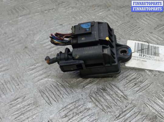 Реле накала (свечей накаливания) на Mercedes-Benz C (W204)