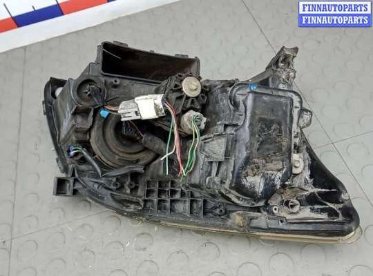 купить фара левая на TOYOTA AVENSIS T25