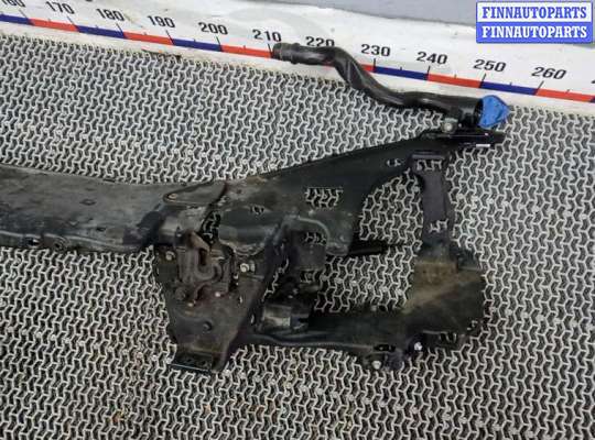 купить передняя панель крепления облицовки (телевизор) на VOLVO V60 1