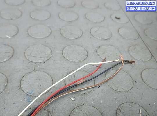 купить зеркало наружное левое на AUDI A4 B6