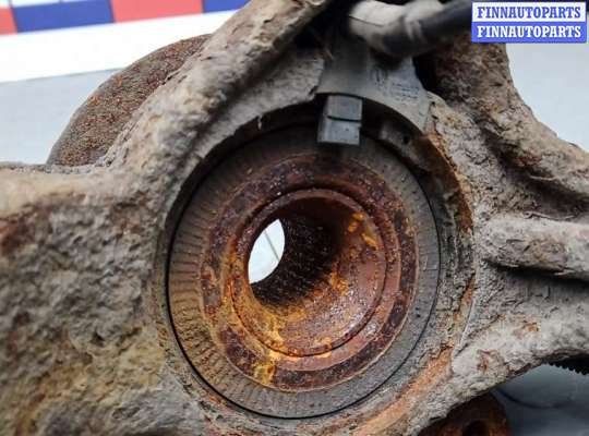 Кулак подвески на Peugeot 3008 I