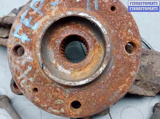 Кулак подвески на Peugeot 3008 I