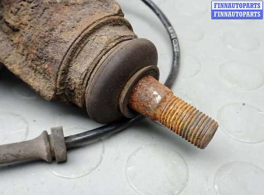 Кулак подвески на Peugeot 3008 I