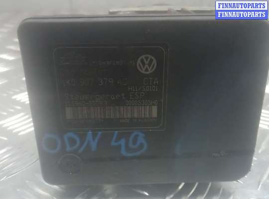 Блок ABS на Volkswagen Golf V (1K)