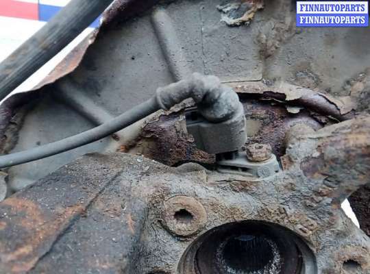 купить ступица передняя правая на VOLKSWAGEN TIGUAN 1