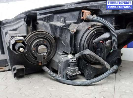 купить фара правая на TOYOTA RAV 4 XA30