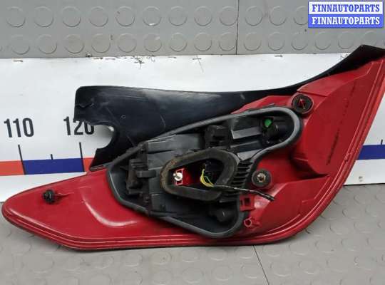 купить фонарь задний правый на PEUGEOT 308 1