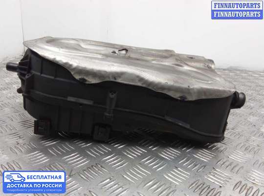 Корпус воздушного фильтра на Mercedes-Benz E (W212)