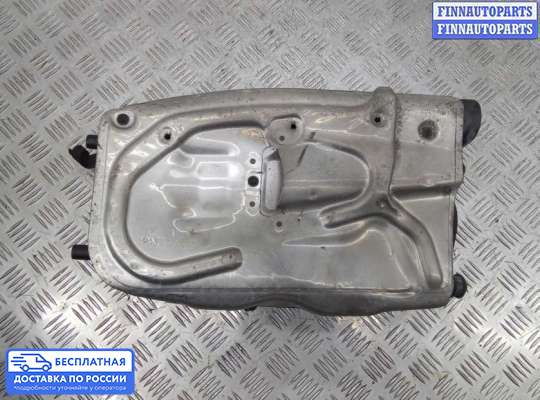 Корпус воздушного фильтра на Mercedes-Benz E (W212)