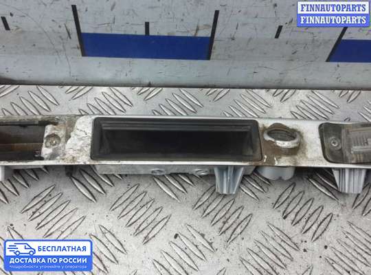 Планка подсветки номера на Audi A8 (D3, 4E)
