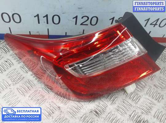 Фонарь задний на Toyota Camry XV50