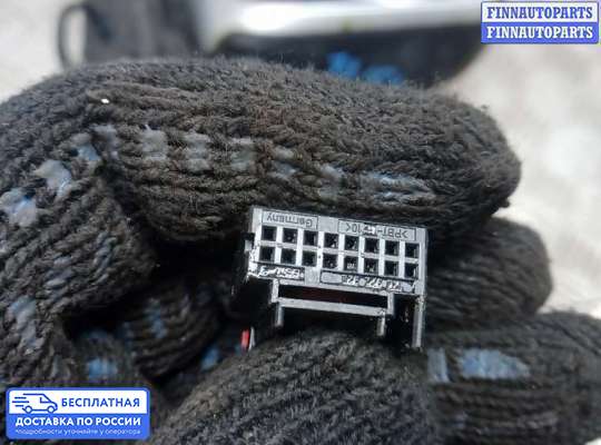 Зеркало боковое на Volkswagen Touran I (1T)
