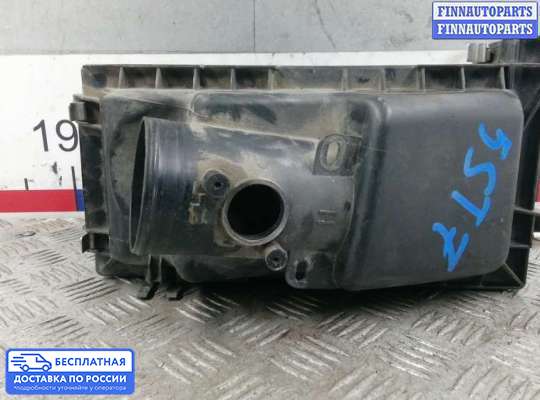 Корпус воздушного фильтра на Toyota Avensis II (T250)