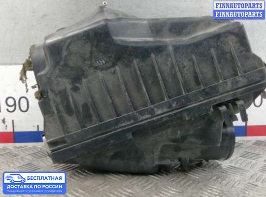 Корпус воздушного фильтра на Toyota Avensis II (T250)