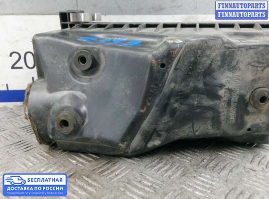 Корпус воздушного фильтра на Toyota Avensis II (T250)