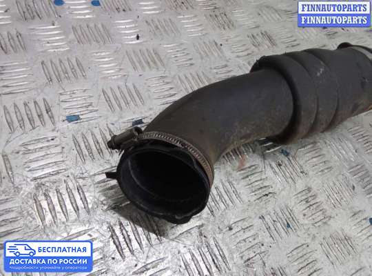 Патрубок (трубка, шланг) на Volvo S80 II  / V70 III (AS, BW)