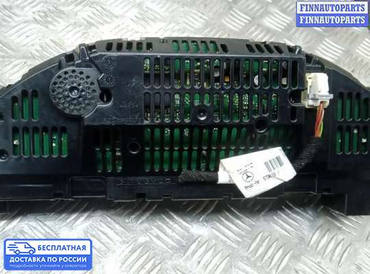 Щиток приборов на Mercedes-Benz C (W204)