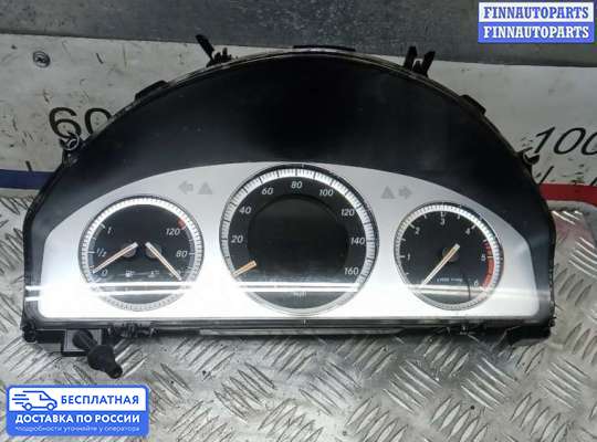 Щиток приборов на Mercedes-Benz C (W204)