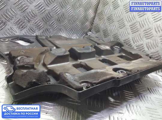 Крышка ДВС (декоративная) на Toyota RAV4 II (XA20)