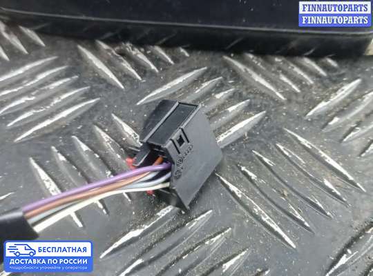 Зеркало боковое на Volkswagen Touran I (1T)