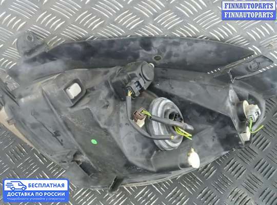 Фара передняя на Citroen Xsara Picasso