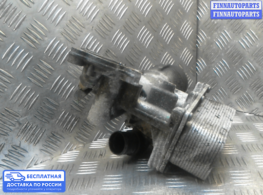 Корпус масляного фильтра на Renault Laguna III