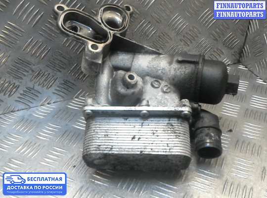 Корпус масляного фильтра на Renault Laguna III