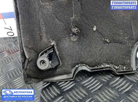Крышка ДВС (декоративная) на Mercedes-Benz Vito (W639)