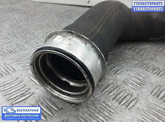 Патрубок (трубка, шланг) на Mercedes-Benz CLC (CL203)