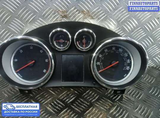Щиток приборов на Opel Zafira C