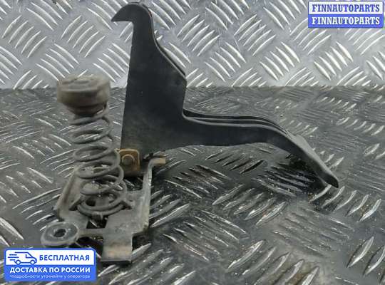 Замок капота на Renault Fluence