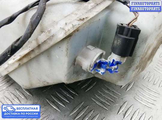 Бачок омывателя на Range Rover III (LM, L322)
