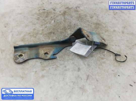 Петля капота на Hyundai Terracan