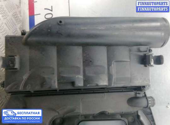 Корпус воздушного фильтра на Mercedes-Benz S (W221)