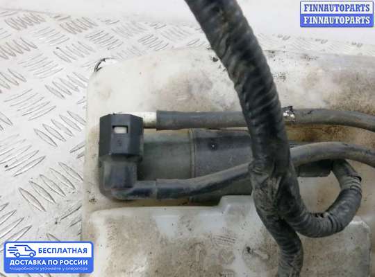 Бачок омывателя на Nissan Qashqai I (J10)