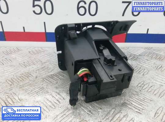 Замок зажигания с ключом на Volkswagen Passat B7 (36)