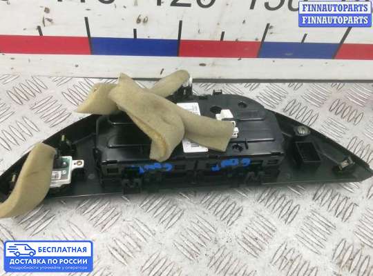 Блок управления печкой на Nissan Note (E11)