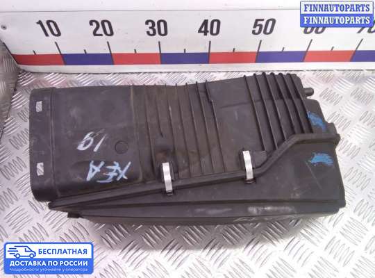 Корпус воздушного фильтра на Mercedes-Benz C (W203)