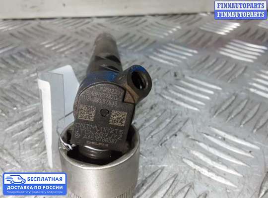 Форсунка топливная на Mercedes-Benz C (W204)