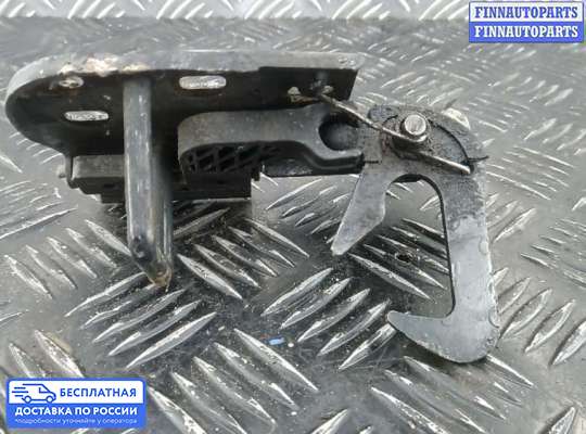 Замок капота на Volkswagen Passat B6 (3C)